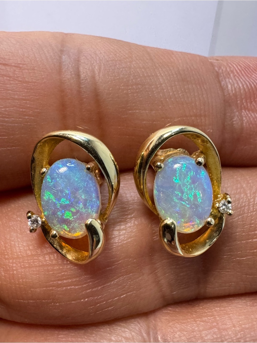 14KT Yellow Gold Opal & Diamond Stud Earrings